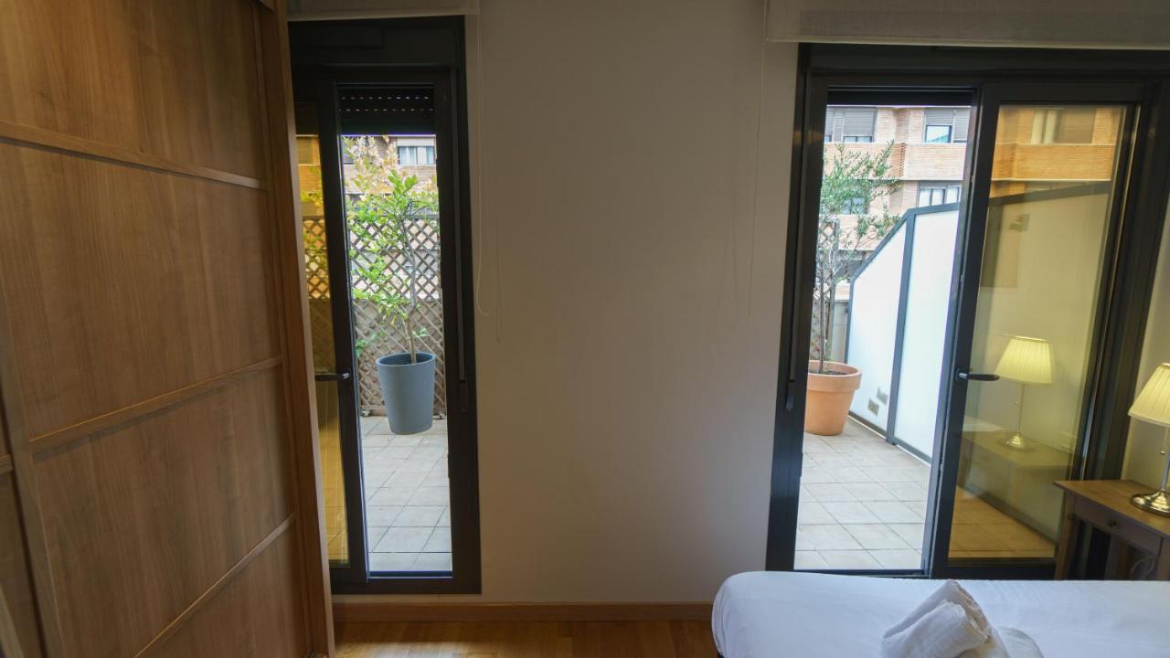 Rentalsevilla Coqueto Apartamento Con Terraza Privada Exterior photo